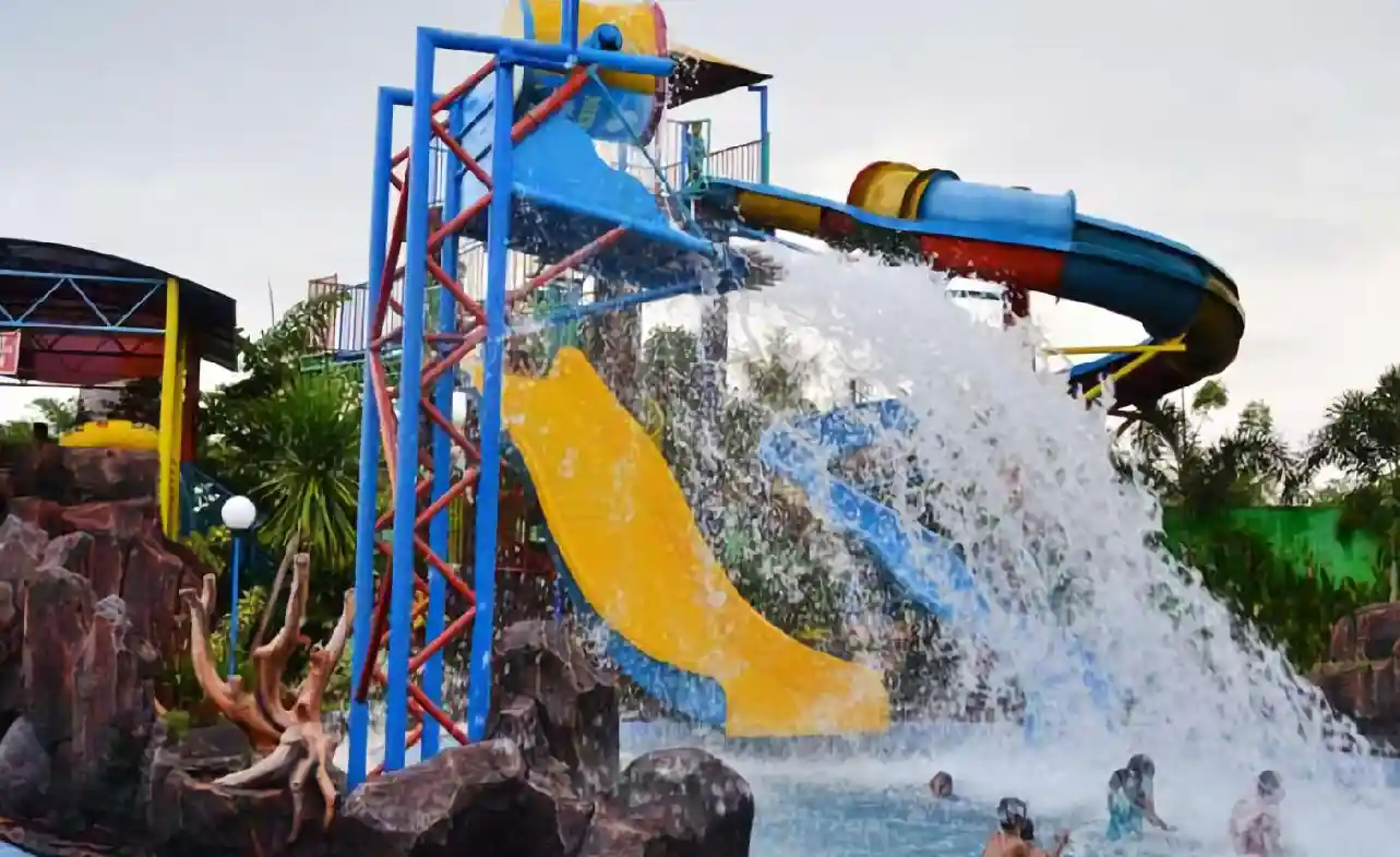 Pesona Nirwana Waterpark & Cottages Resort 2025