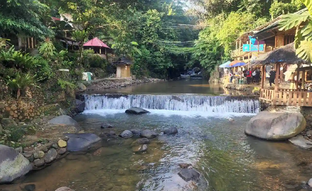 Curug Leuwi Asih: Review Harga Tiket, Fasilitas, Lokasi